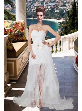 Elegant Beading Wedding Dress with Court Train for