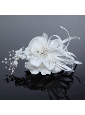 Fashionable Tulle White Imitation Pearls Fascinators