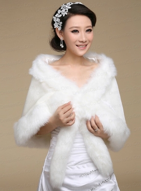 The Most Popular White Wraps with Faux Fur
