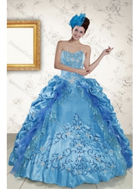 Pretty Custom Made Teal Quinceanera Gown with Embroidery and Pick Ups