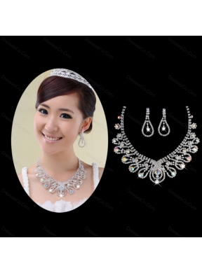 Shimmering Colorful Rhinestones Ladies Necklace and Earrings Jewelry Set
