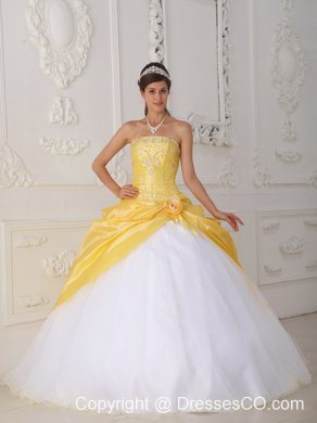 Yellow And White Ball Gown Strapless Long Organza And Taffeta Appliques And Hand Flower Quinceanera Dress