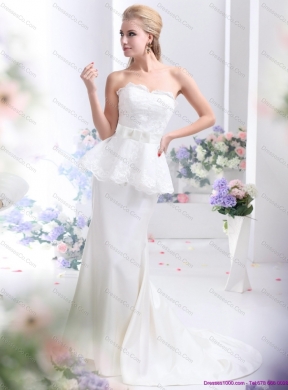 Feminine Maternity Wedding Dress with Lace and Bowknot