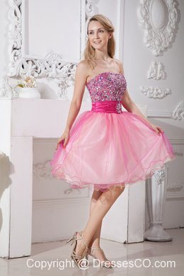 Pink A-line Strapless Short Prom Dress Taffeta And Organza Beading Knee-length