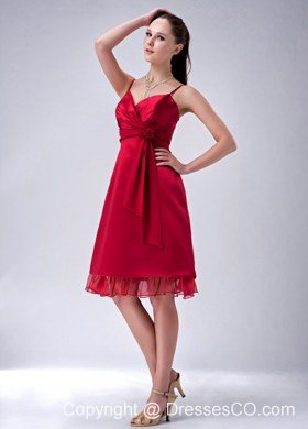 Wine Red Column / Sheath Spaghetti Straps Homecoming Dress Hand Made Flowers Knee-length