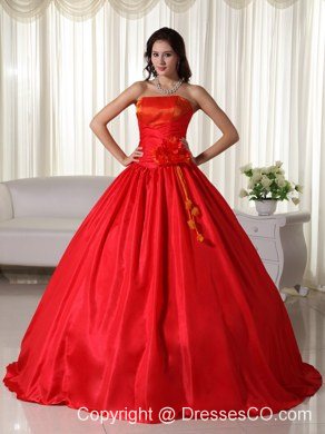 Red Ball Gown Strapless Long Taffeta Ruched Quinceanera Dress