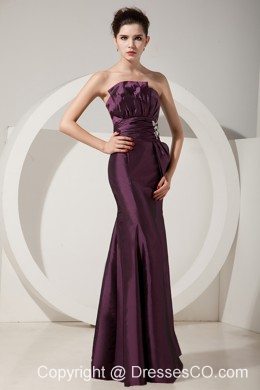 Unique Dark Purple Trumpet Prom Dress Strapless Satin Beading Long