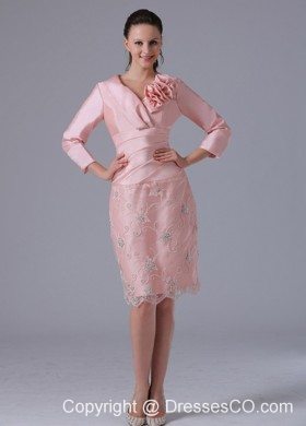 Modest Baby Pink Long Sleeves Mother Of The Bride Dress With Hand Made Flowers Knee-length
