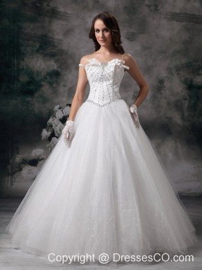 Beautiful A-line Strapless Long Tulle Beading Wedding Dress