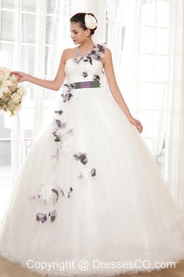 Gorgeous Ball Gown One Shoulder Long Tulle Hand Flowers Wedding Dress