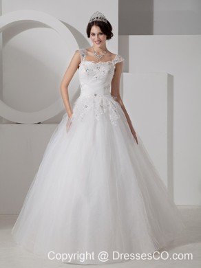 Lovely A-line Straps Longtulle Beading And Appliques Wedding Dress