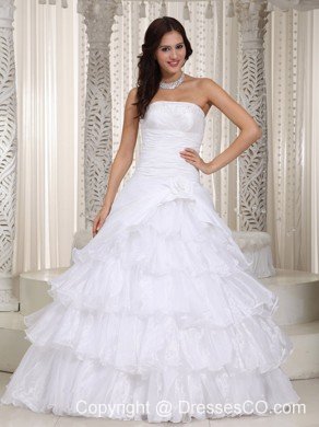 New A-line Strapless Flooor-length Organza Beading And Hand Made Flower Wedding Dress