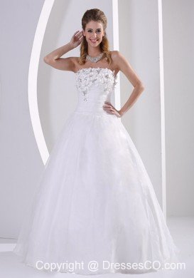 Zipper-up Organza A-line Wedding Dress With Appliques and Beading