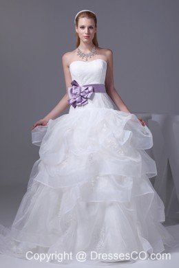 Lace Appliques Hand Made Flower Ruffles Wedding Dress