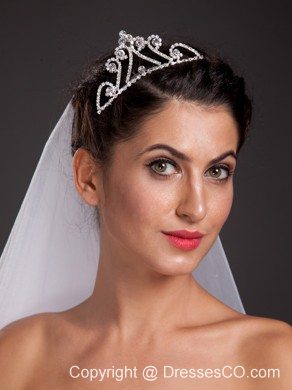 Popular Triangle Alloy Tiara With Beading Decorate