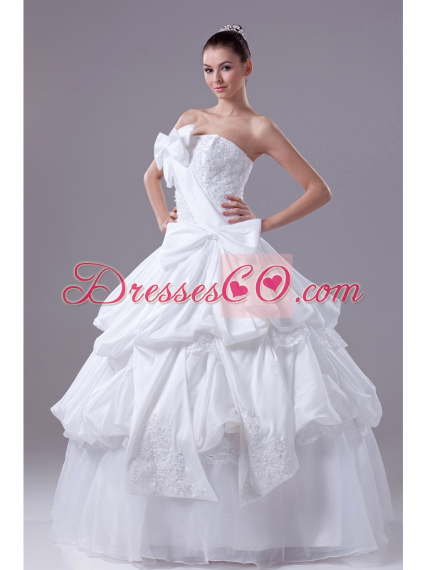 Bowknot Gorgeous Long Ball Gown Strapless Wedding Dress