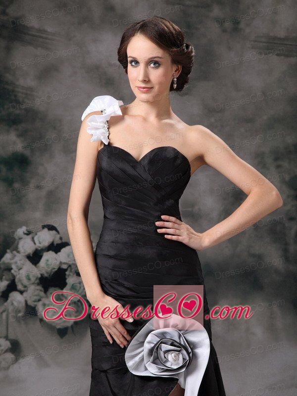 Custom Made Black Mermaid Prom / Homecoming Dress Brush Train Taffeta Ruched One Shoulder