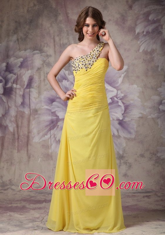 Wonderful Yellow Column One Shoulder Evening Dress Chiffon Ruching And Beading Long