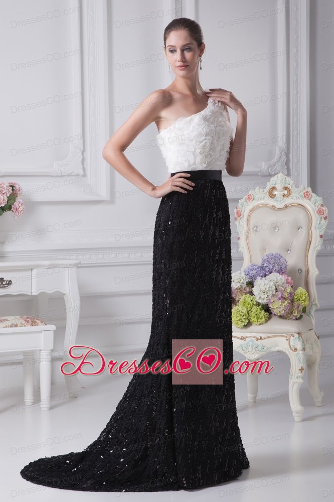 One Shoulder Brush Train Column Black and White Prom Dress