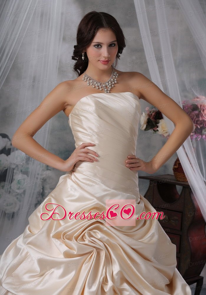 Champagne A-Line / Princess Strapless Court Train Taffeta Ruched Wedding Dress