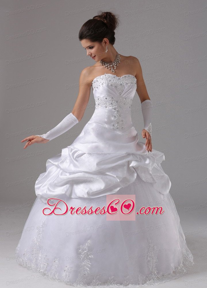 Wedding Dress With Appliques and Pick-ups Ball Gown
