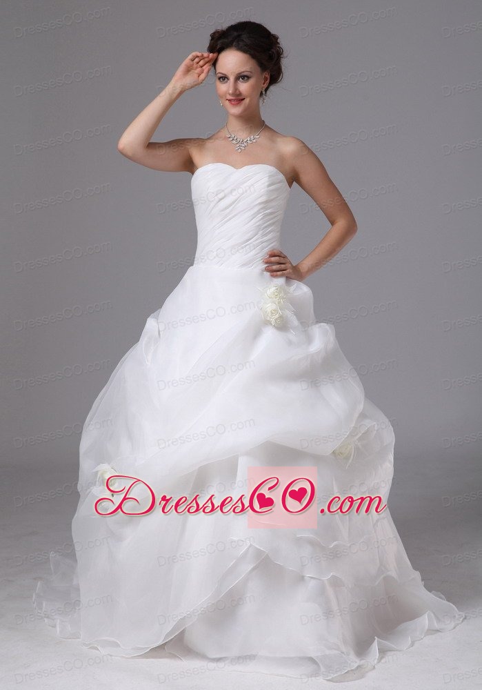 Organza Hand Made Flowers and Pick-ups Wedding Dress With Brush Train For Custom Made