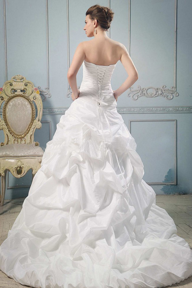 So Beautiful A-line Strapless Wedding Gowns With Hand Made Flowers and Ruching