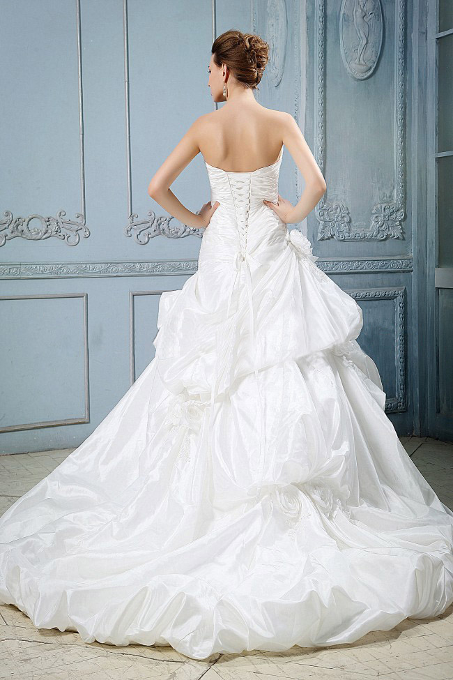 New Arrival Wedding Dress With Pick-ups Ball Gown Appliques and Hand Made Flower Court Train