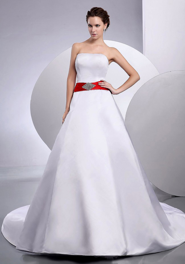 Belt Strapless Wedding Dress Court Train A-Line / Princess Satin
