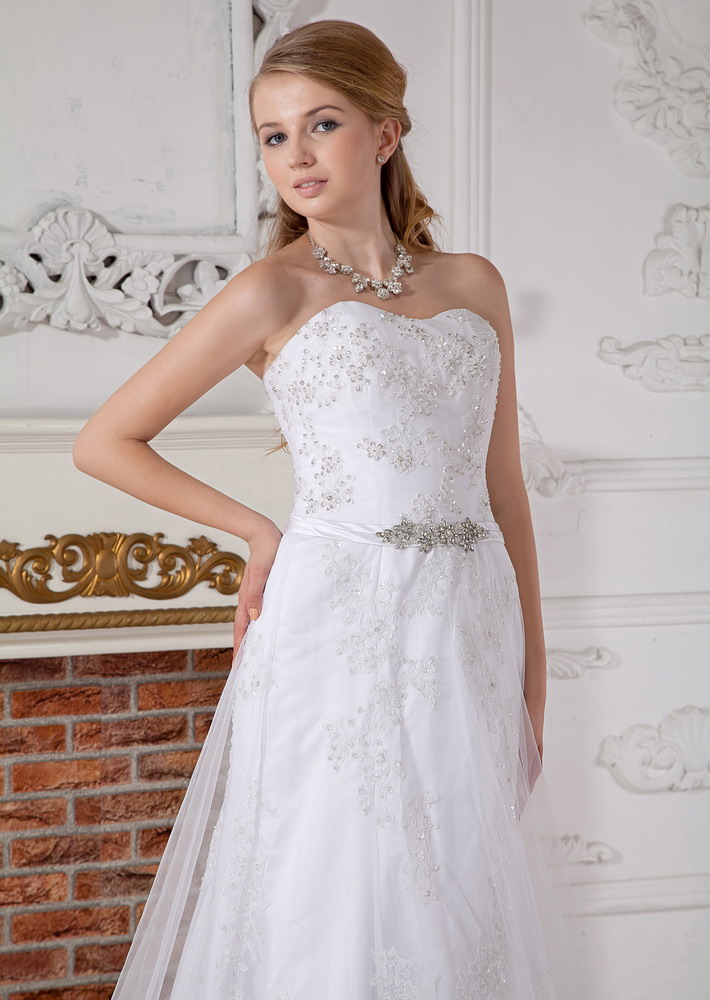 The Brand New Empire Court Train Lace Beading Wedding Dress