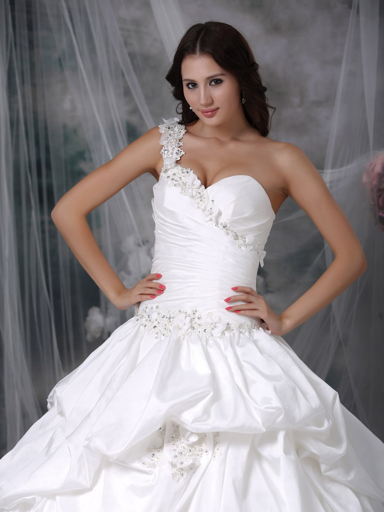 Beautiful A-line One shoulder Court Train Taffeta Appliques Wedding Dress