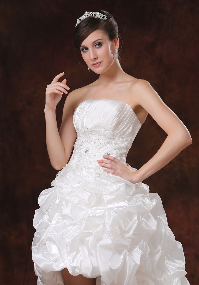 Beaded Decorate Waist Taffeta High-low Strapless Beading Wedding Dress