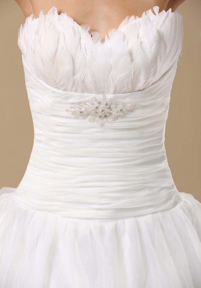 Neckline Ruching and Beading Decorate Bodice Court Train Organza Popular Style Wedding Dress