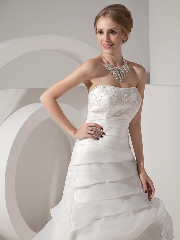Beautiful A-line Strapless Court Train Organza and Lace Appliques Wedding Dress