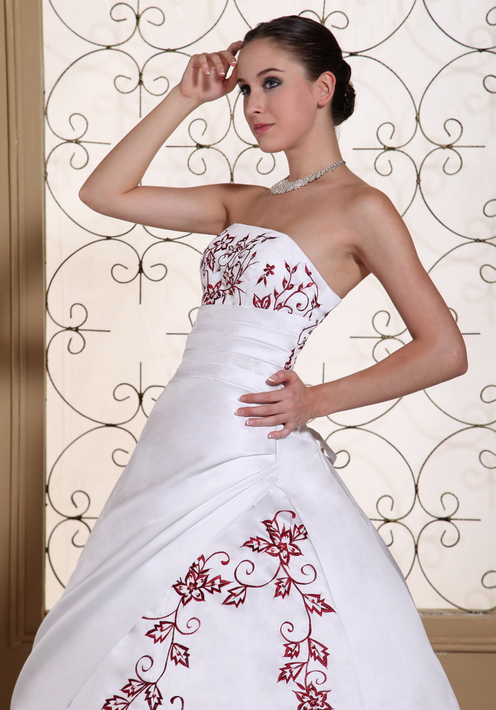 Red Embroidery On Satin A-line Modest Wedding Dress For 2013
