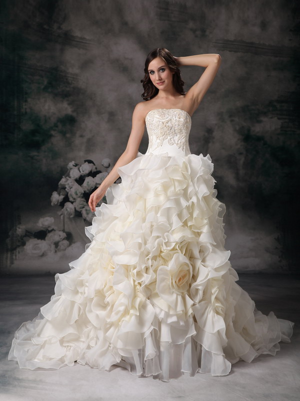 Beautiful A-line Strapless Court Train Organza Hand Made Flower Wedding Dress