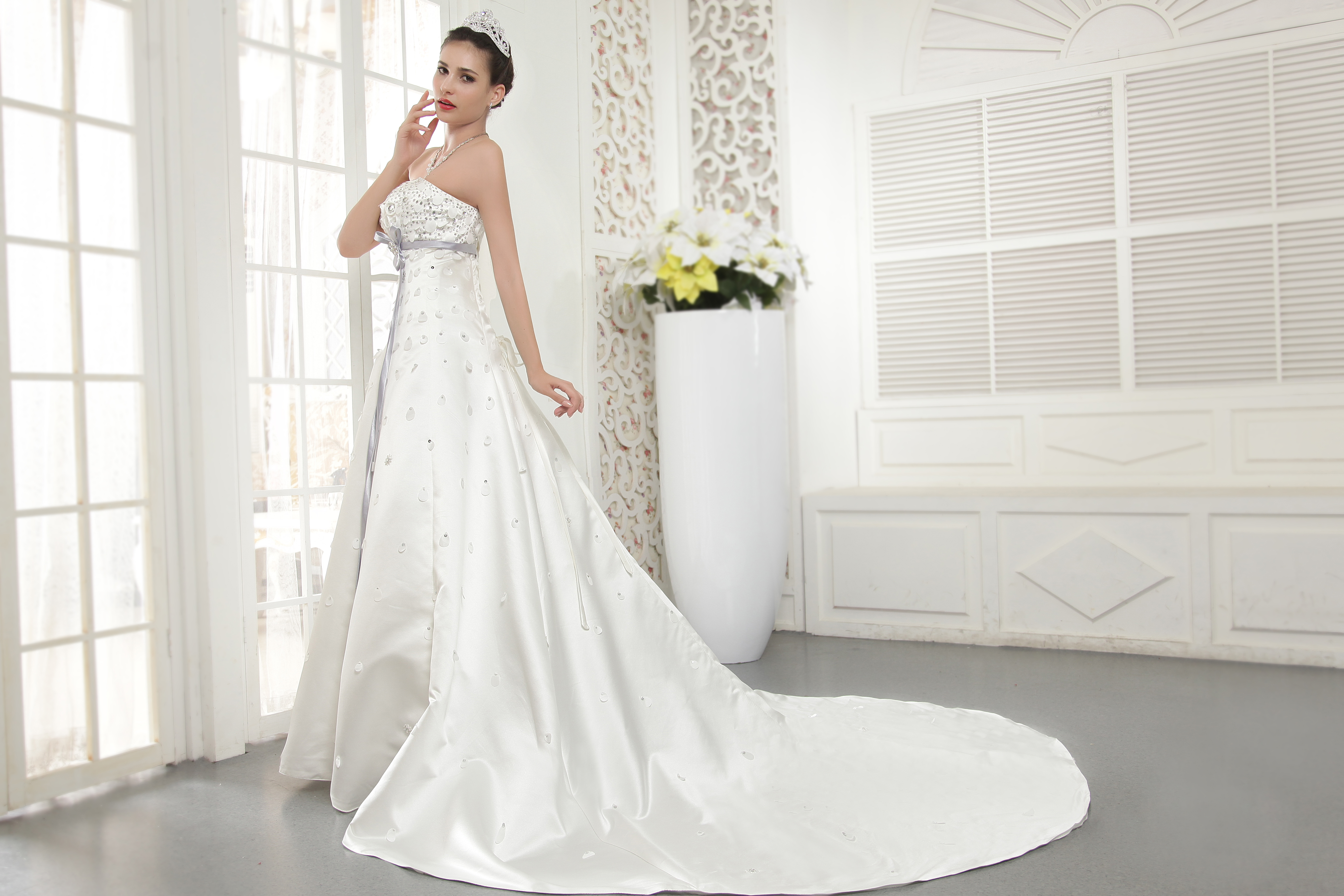 Modern A-line / Princess Strapless Court Train Satin Beading Wedding Dress
