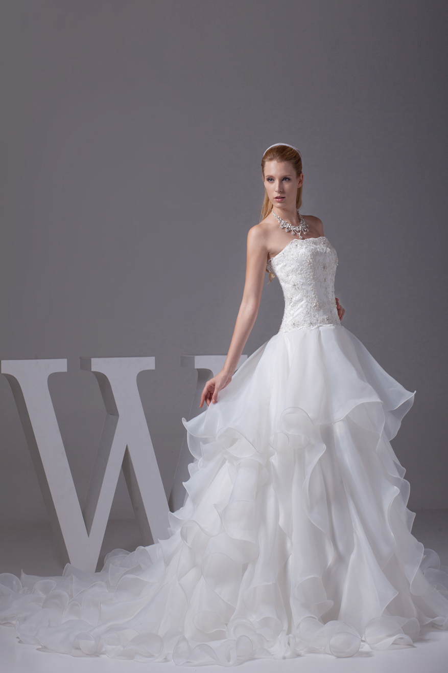 Appliques With Beading Strapless Ruffles A-line Wedding Dress