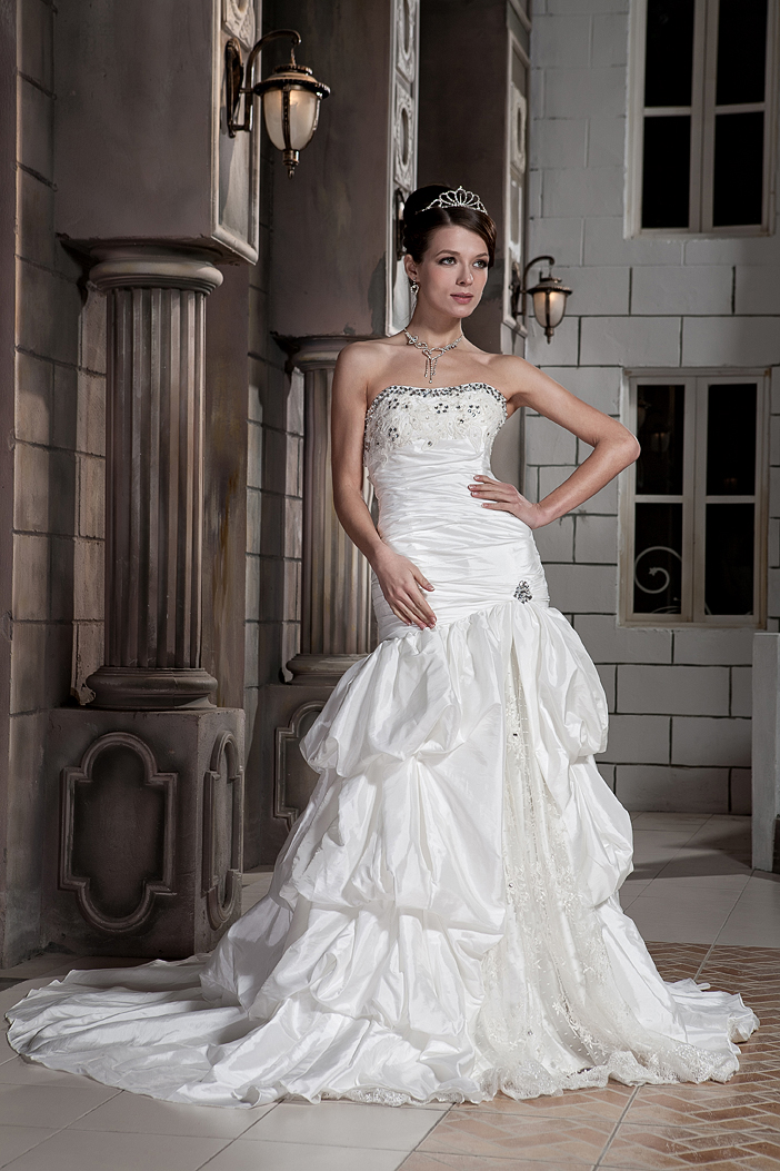 Beautiful Column Strapless Court Train Taffeta Beading Wedding Dress