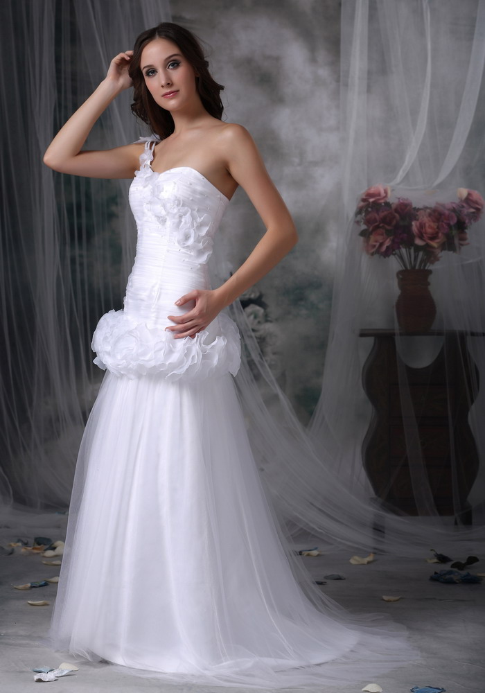 Beautiful A-line One Shoulder Brush Train Taffeta and Tulle Hand Made Flowers Wedding Dress