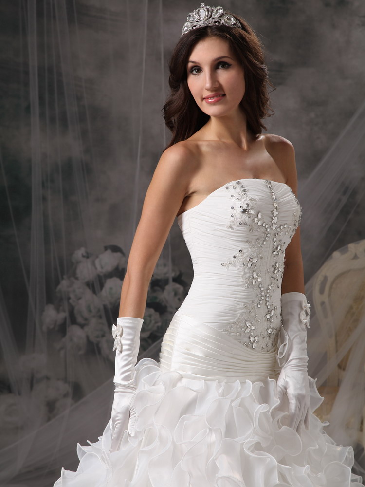 Gorgeous A-line Strapless Long Organza Beading Wedding Dress