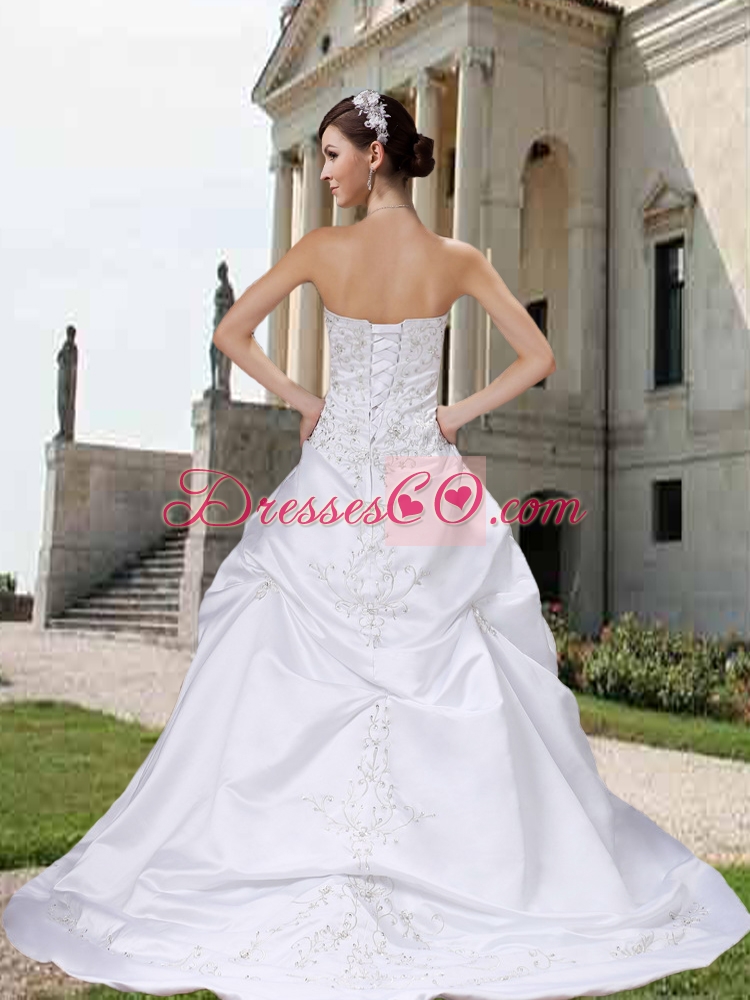 White Strapless Princess Brush Train Wedding Dress with Embroidery