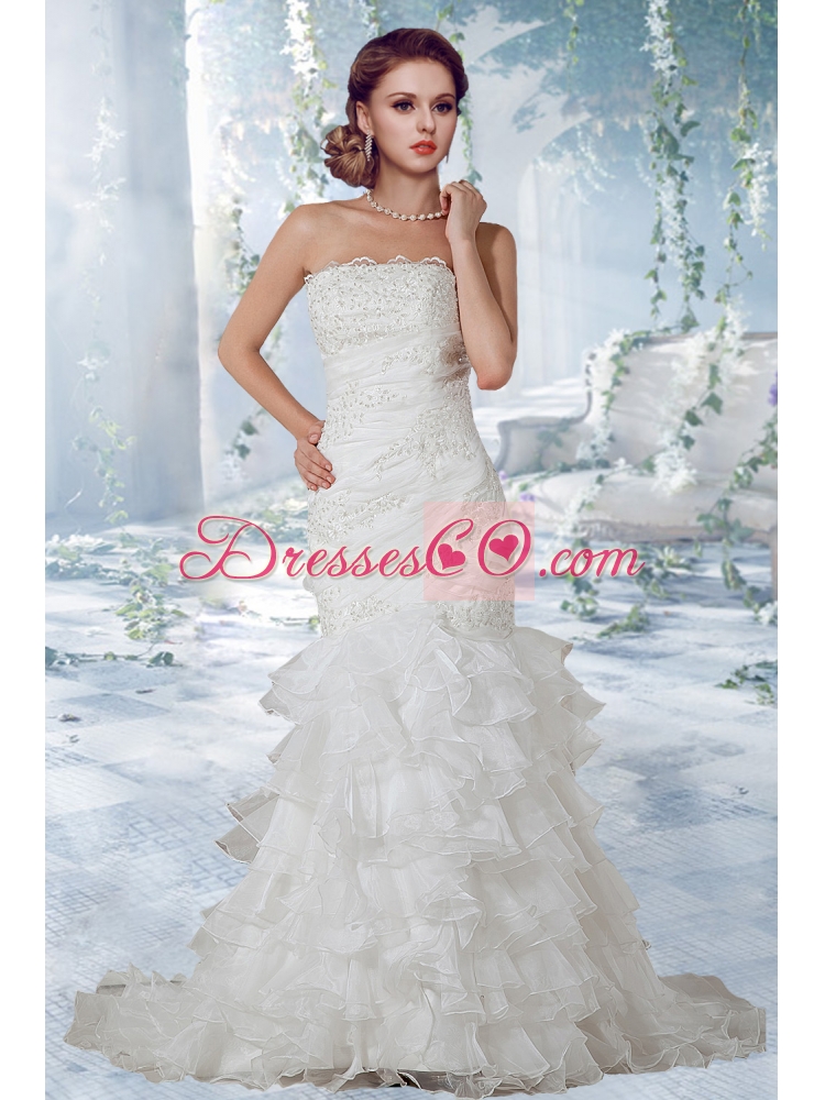 Beautiful Lace Court Train Wedding Dress with Strapless