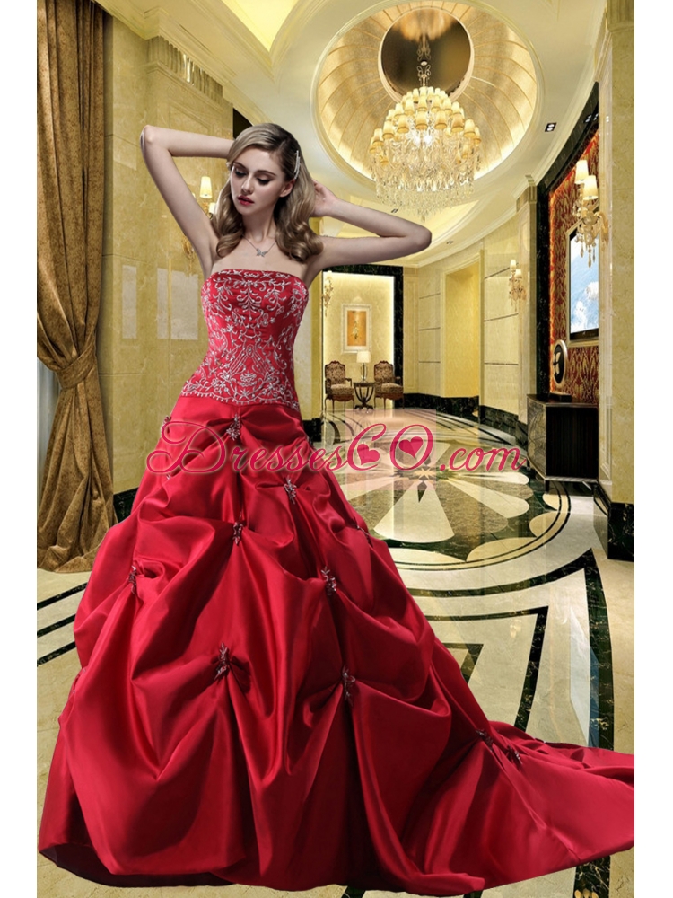 Chapel Train Princess Embroidery Wedding Dress in Wine Red for