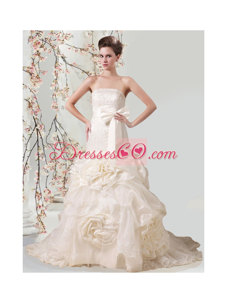 Mermaid Strapless Luxurious  Wedding Dress with Appliques