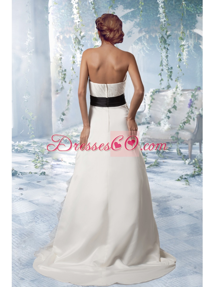 Princess Strapless Gorgeous Wedding Dress with Brush Train for