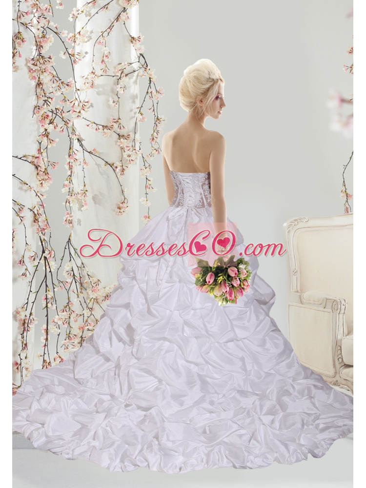 Lace Ball Gown Beautiful Wedding Dress with Chapel Train