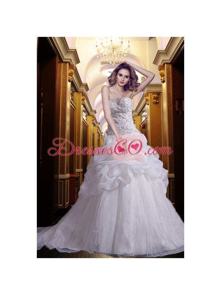 Princess Stapless Chapel Train Lace Wedding Dress with Beading