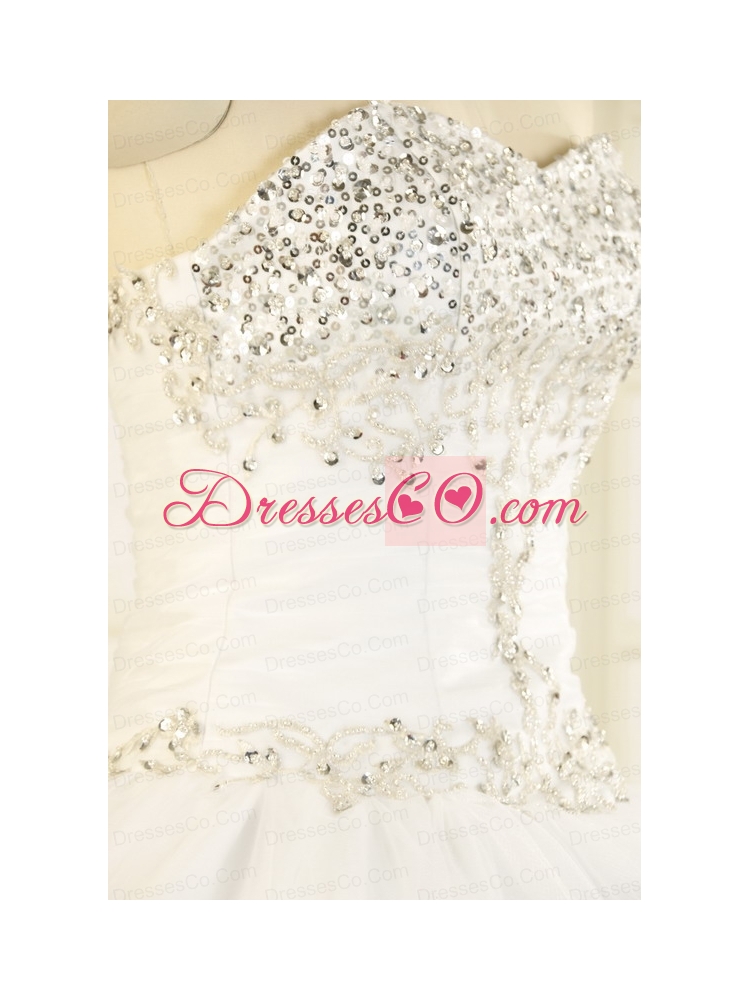 White Elegant Quinceanera Dress with Beading