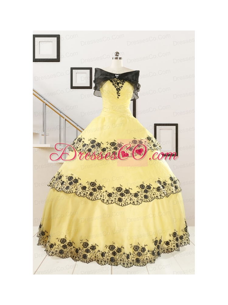 Cheap Ball Gown Quinceanera Dress with Appliques